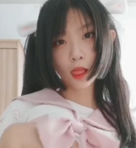 转载百度盘女大学生自拍合集17V126P55MB，兴致分享