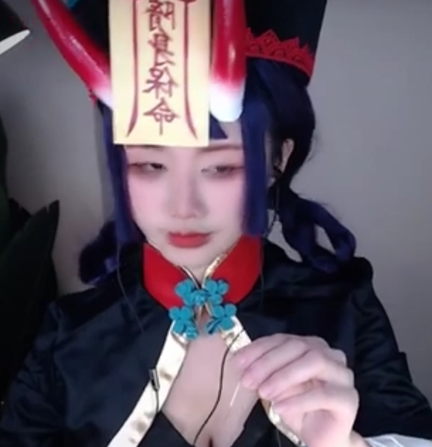 虎牙福利Coser萌夏茉最新合集13VXXG，专业助眠好凶！