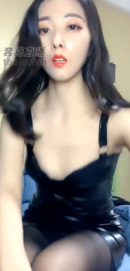 套路直播LisaQueen最新合集50V40G，精彩互动