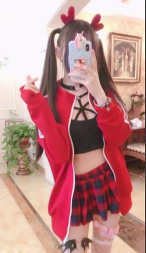 推特三寸学生热舞定制视频89V48G绝美曲线