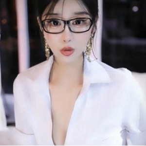 神级CC小恩雅民工互动定制1V572M超顶