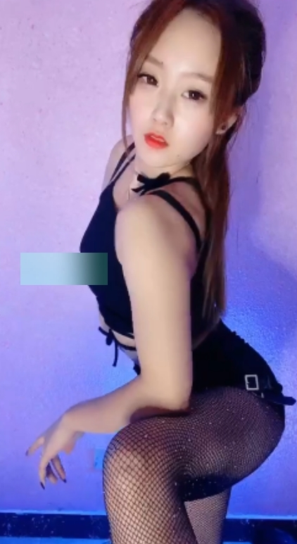 小情儿绝密珍藏快手舞蹈12V168MB柔韧蜜桃