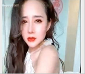 劲爆骚气美宝儿私拍合集15部3.6G推特