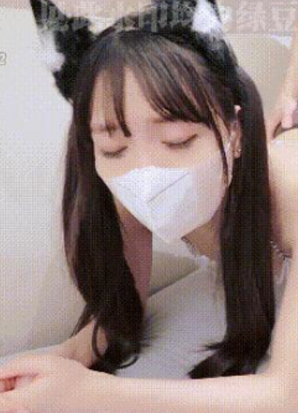 推特cutiepie_taro脱衣真心话1部1.53GB热辣骚动