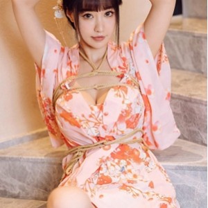 秀人凯竹蜜桃臀作品642期151G流鼻血