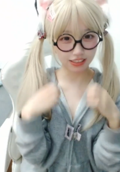 香蕉不呐呐推特私拍视频87部14G小鱼罐头珍藏版