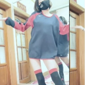 抖音风舍得妹热舞3部704M湿身诱惑