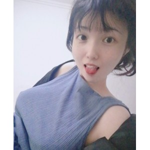 推特小EEricaHand游戏自拍88部11.45G超火辣