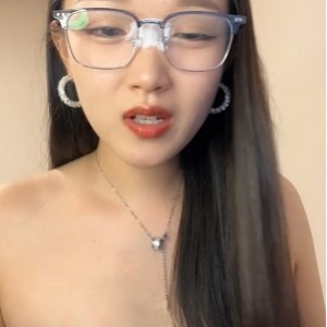 某站妹子叭嗦眼镜御姐57v48.6g珍藏合集