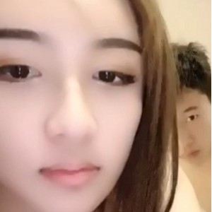 推特王思涵绝美TS三人游合集1V大物件展示