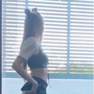 cartiernn推特热舞优质16v4.33G