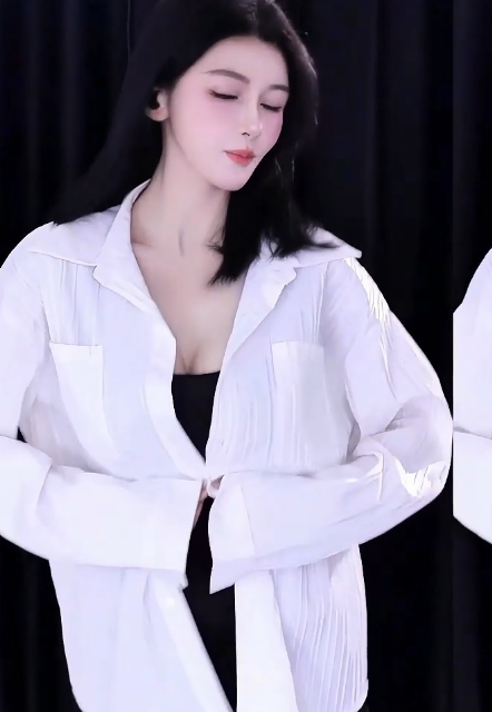 鏂楅奔鍛ㄤ功鐪7V棣栧彂鐢佃噣鐑鑸1.3GB瓒呴《灏ょ墿