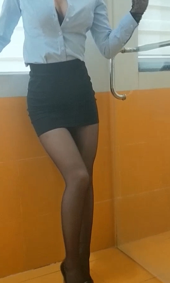 小丝CC丝袜美腿73部12.4G优质珍藏