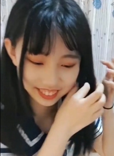 七七樱子深夜闺蜜直播合集49.2g绝版