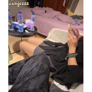 推特嫩妹大黄鹅艺术生私拍2V241MB蜜桃弹润