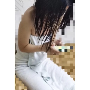 海角婶婶62v求虐私拍6.5G荤素搭配