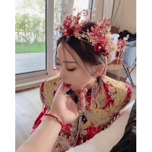 胖臀兔兔秀禾私拍8V+5P网盘273MB乖乖女