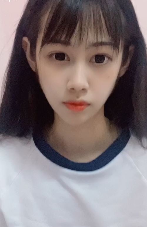 江可爱定制私拍露脸特写86部合集303.9MB神秘区一览无余
