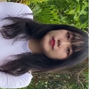 开叉超短裙高跟美腿私拍视频7.08G魅惑曲线惹火撩人
