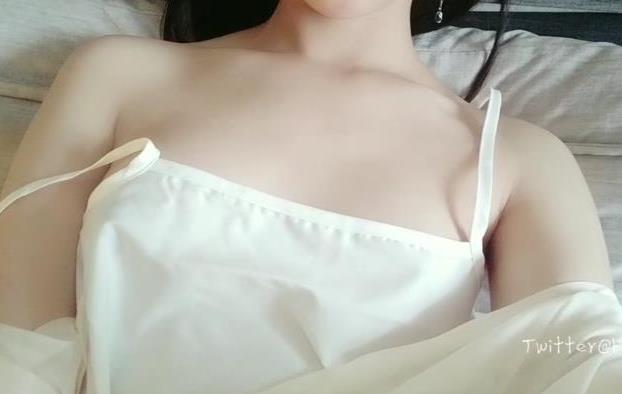 白桃露露推特JK冰淇淋清纯合集35部8.5G太水嫩